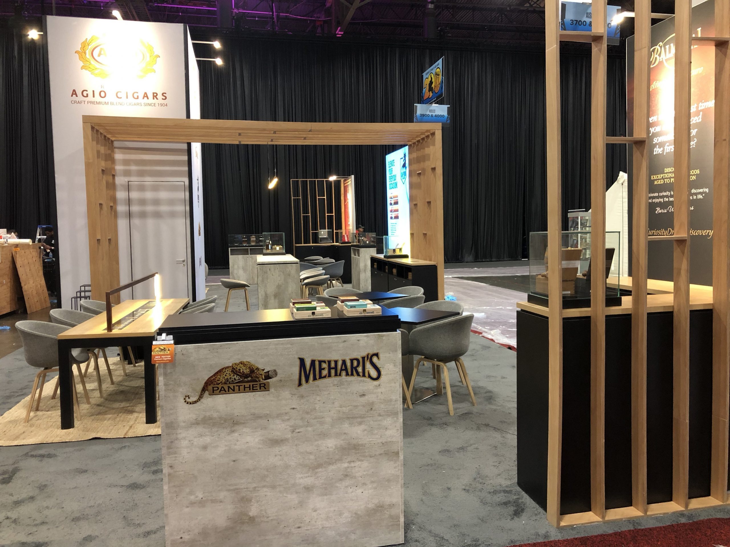 Exhibition stand with print and Aluvision