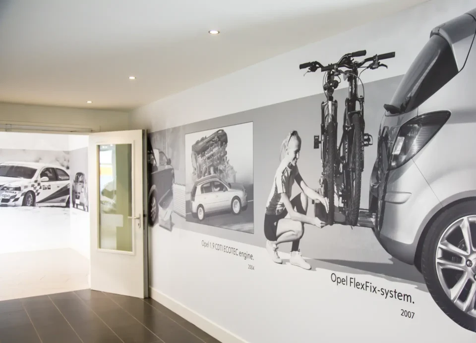 Opel Showroom Wall Solution - Airtex