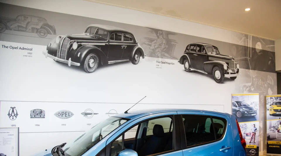 Opel Wall Covering Close By - Airtex